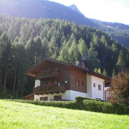Haus Perchtold Apartment Huben (Imst)